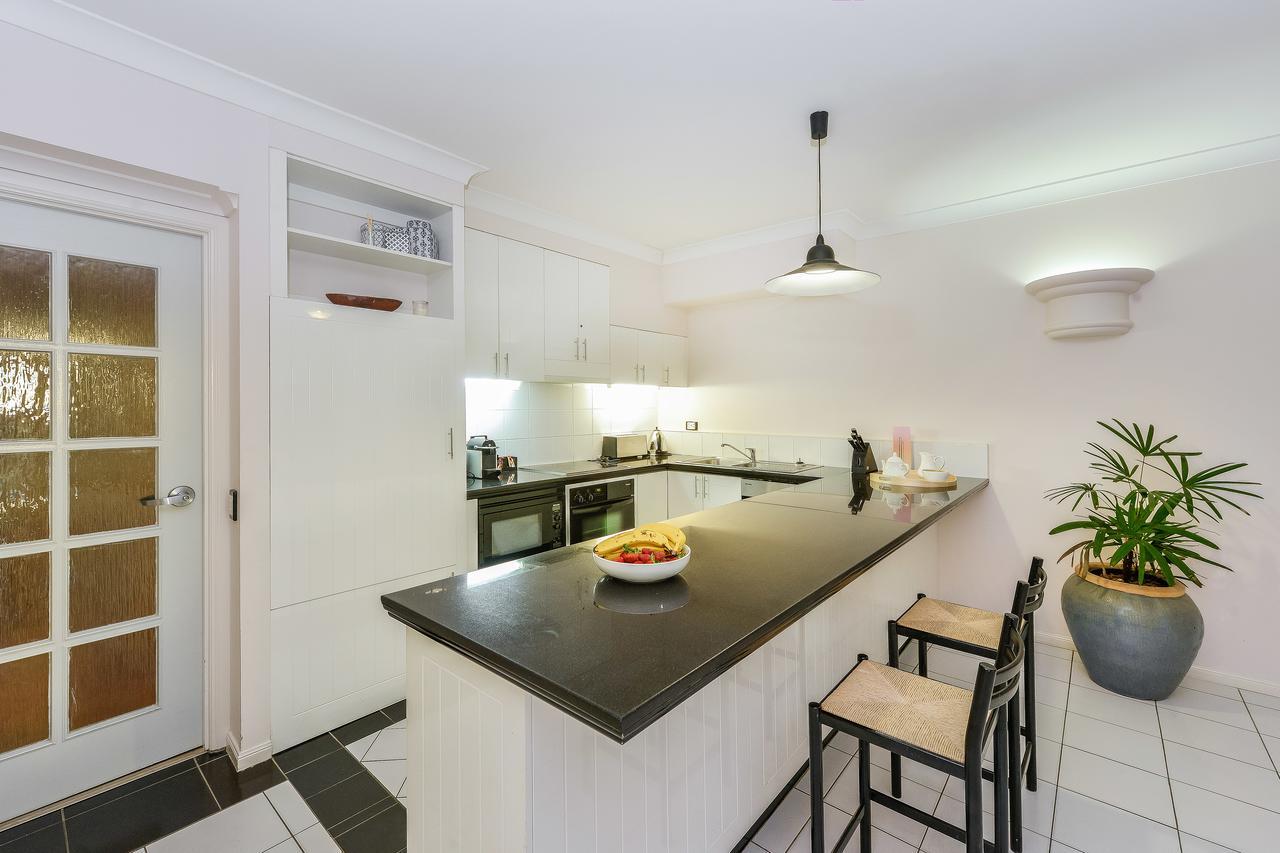Alamanda Resort Private Apartments Palm Cove Bagian luar foto